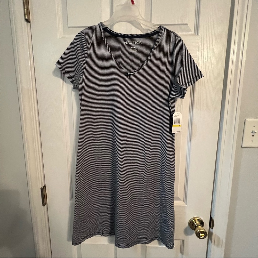 NWT Nautica Nightgown Women’s  Striped